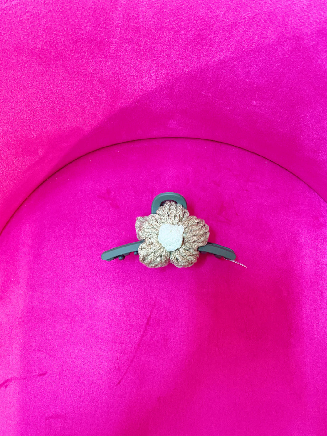 Daisy Hair Claw