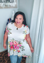 Load image into Gallery viewer, Jenna Floral Tunic