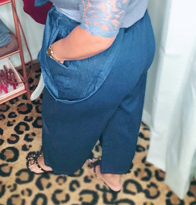 Sasha Capri Denim Bow Pants