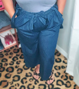 Sasha Capri Denim Bow Pants