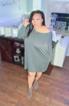 Load image into Gallery viewer, Easy Like Sunday Morning Tunic
