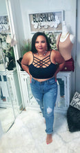 Load image into Gallery viewer, Newburgh Boyfriend Jeans