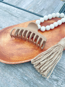 Neutral Hair Claw